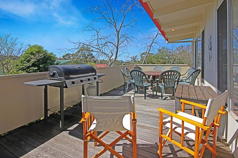 REST ASHORE At MOLLYMOOK - Accommodation Gold Coast 0