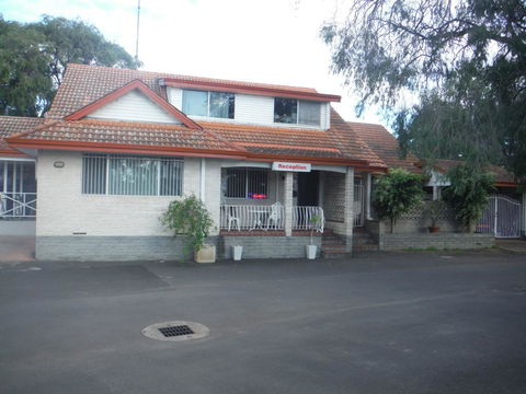 Restawile Motel - Accommodation Gold Coast 1