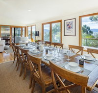 Rimrock - Superior waterfront home - Accommodation Gold Coast