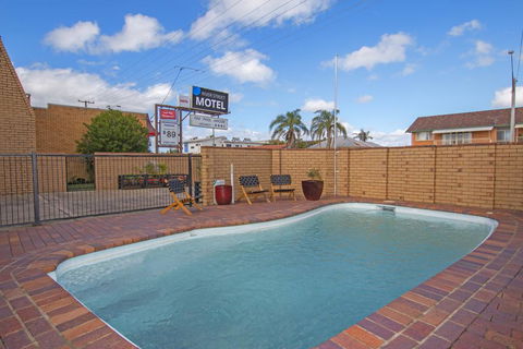 River Street Motel - Gold Coast 4U 0