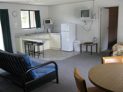 River Village Motel & Holiday Units - Accommodation Gold Coast 0