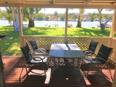 Riverfront Getaway - Mannum - Accommodation Gold Coast 1