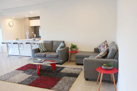 Riverside Apartment Next To Sydney Olympic Park - Accommodation Gold Coast 2