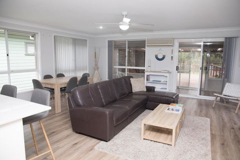 Riverside Haven - Boating, Fishing, Beach, Cafes In Walking Range - Gold Coast 4U 2