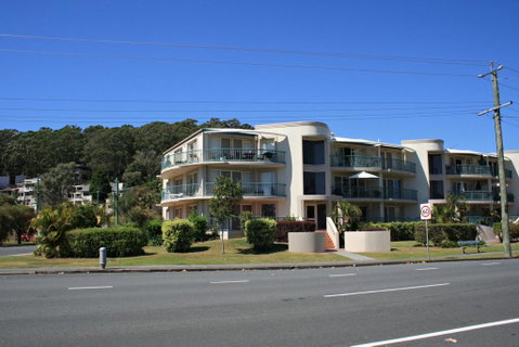 RIVERVIEW, UNIT 6, CURRUMBIN - Accommodation Gold Coast 3