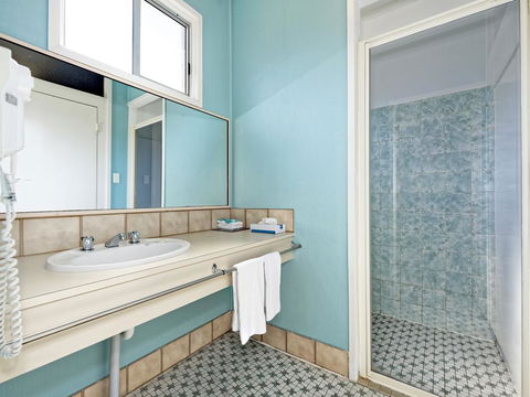 Riviera Motel Bundaberg - Gold Coast 4U 3