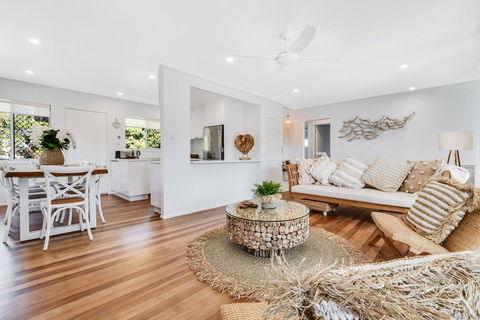 ROSIES BACH - Accommodation Gold Coast 0