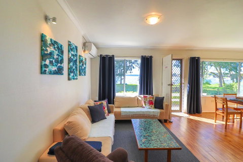 Sail N Surf - Accommodation Gold Coast 2