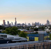 Saint George - The Townhouse - Gold Coast 4U
