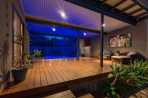 Salt The Studio - Gold Coast 4U 1