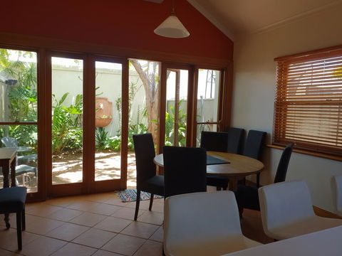 Salty Eyre Glenelg - Accommodation Gold Coast 0