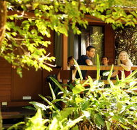 Samurai Beach Bungalows - Port Stephens YHA - Gold Coast 4U