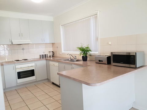 SAN Mateo - Accommodation Gold Coast 3