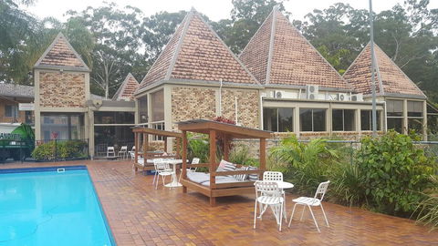 Sanctuary Resort Motor Inn - Gold Coast 4U 1