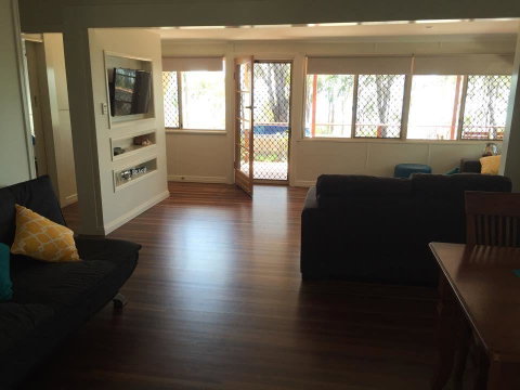 Sandy Footprints - Accommodation Gold Coast 1