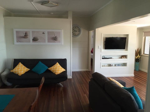 Sandy Footprints - Accommodation Gold Coast 3