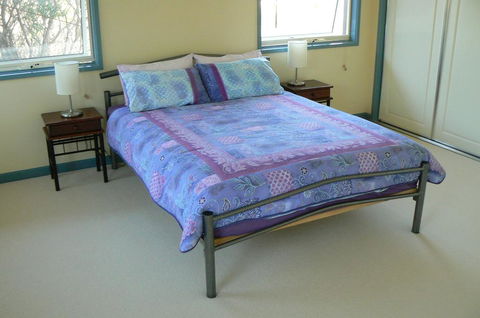Sandy Point Beach Escape 1 Bedroom Apartment - Gold Coast 4U 2