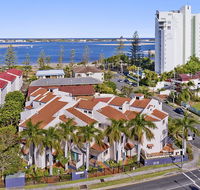 Santa Fe by the Broadwater - 1 Gold Coast