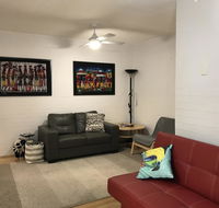 Santa Monica Apartment - Gold Coast 4U