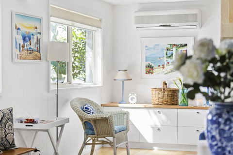 SANTORINI BEACH HOUSE - SAFETY BEACH - Accommodation Gold Coast 1