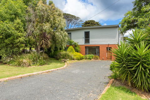 Sany Views: 10min Walk To Beach - Accommodation Gold Coast 0