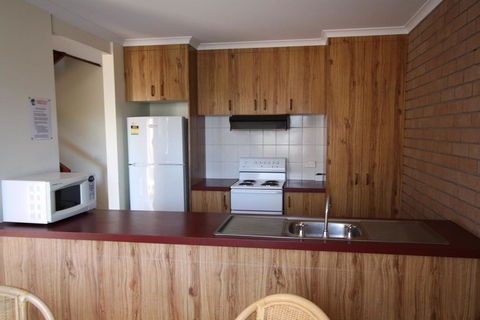 Sapphire Court - Accommodation Gold Coast 1