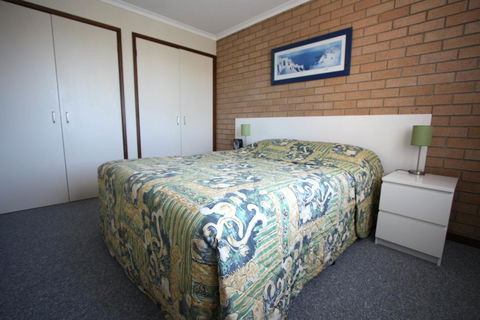 Sapphire Court - Accommodation Gold Coast 3
