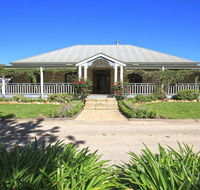 Sarnia - period home in garden oasis with pool - Accommodation Gold Coast