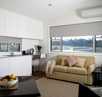 Savannah Cabins Taronga Western Plains Zoo - Gold Coast 4U
