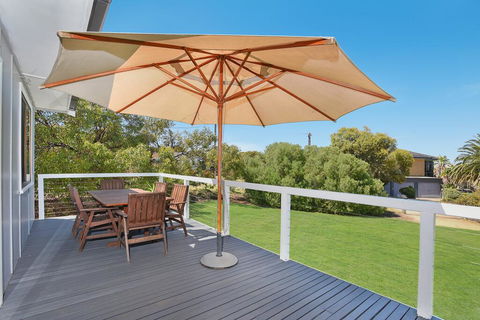 Scenic Shack - 4 Scenic Way - Gold Coast 4U 0