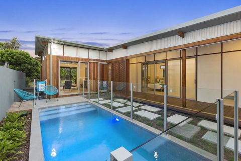 SEA GEM ON ECLIPSE - Accommodation Gold Coast 0