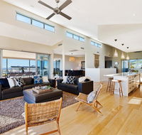 Sea La Vie - Gold Coast 4U