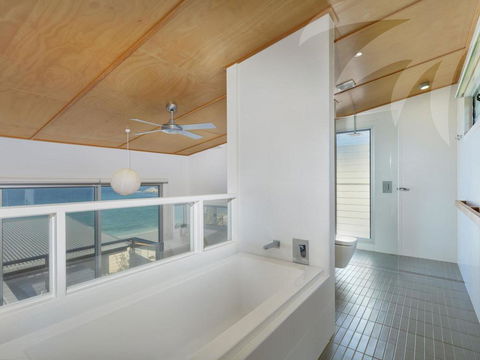 Sea Shack - Accommodation Gold Coast 3
