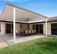 Seachange - Foxtel Netflix WiFi - Gold Coast 4U