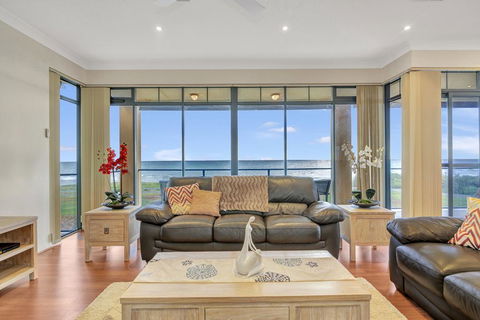 Seaglass - Sellicks Beach - Gold Coast 4U 2