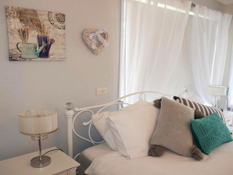 Sealark - Views Of The Bay - Accommodation Gold Coast 3