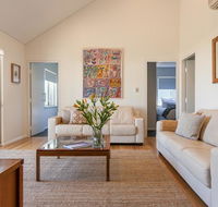 Seaside Apartment - Gold Coast 4U