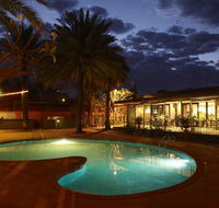 Seasons Hotel Newman