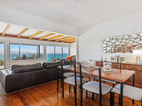 Seaspray On Culburra - Dolphin And Whale Watching - Accommodation Gold Coast 1
