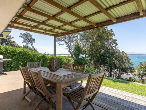 Seaspray On Culburra - Dolphin And Whale Watching - Accommodation Gold Coast 0