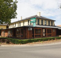 Seaton Arms Motor Inn - Gold Coast 4U