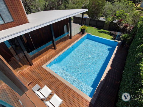 Seaview - Stunning Bay Views! - Accommodation Gold Coast 3