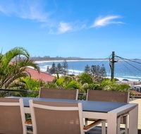 Seaview Beach House By Corporate Boardies - Gold Coast 4U