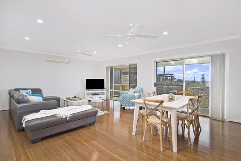 SEAVIEW DREAM - Bonny Hills - Accommodation Gold Coast 1