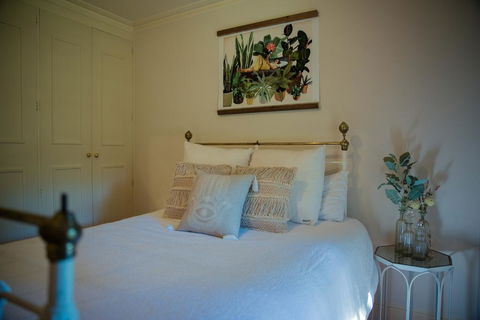 Secluded Homestead Amongst The Trees - Accommodation Gold Coast 2