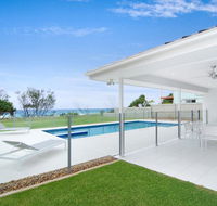 Sentosa on Tugun - Beachfront 5 Bedroom - Accommodation Gold Coast
