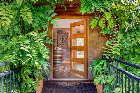 Serena House - Accommodation Gold Coast 1