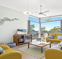 Serene - spacious air conditioned accommodation - Accommodation Gold Coast
