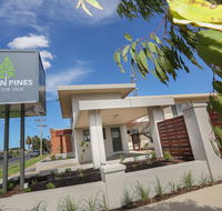 Seven Pines Motor Inn - Gold Coast 4U