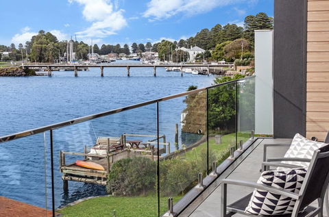 Shear Pine - Accommodation Gold Coast 0